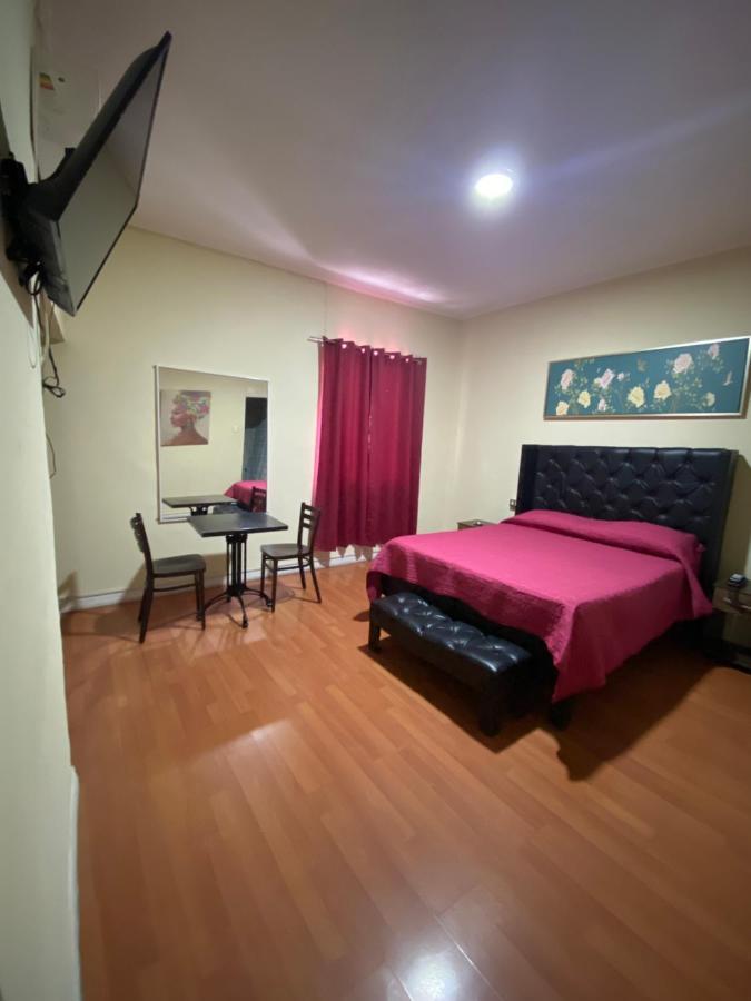Intimo Hotel Los Heroes 圣地亚哥 外观 照片